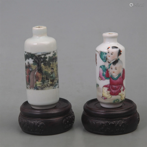 GROUP OF FAMILLE ROSE PORCELAIN SNUFF BOTTLE