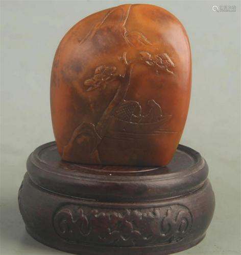 A FINE TIAN HUANG CHARACTER CARVING DECORATION