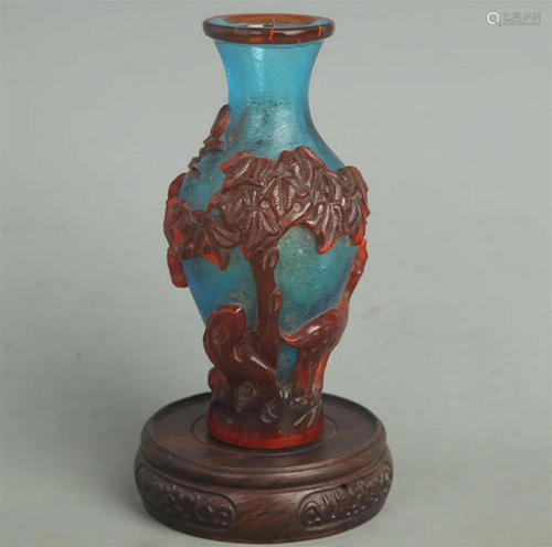 A FINE BLUE COLOR CRANE PATTERN GLASS GUAN YIN BOTTLE