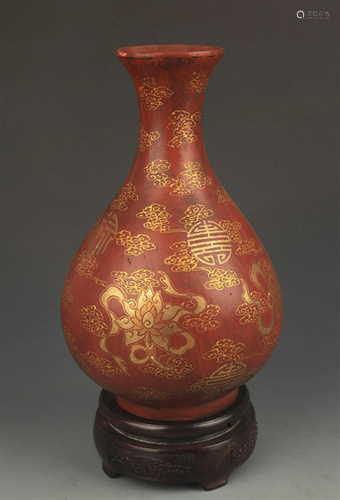 A LARGE GILT LACQUER WOODEN YU HU CHUN VASE