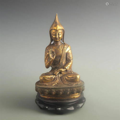 A FINE TIBETAN BUDDHISM BRONZE NGAG-DBANG BLO-BZANG STATUE