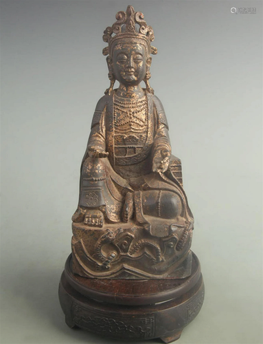 A FINE GILT BRONZE GUAN YIN STATUE