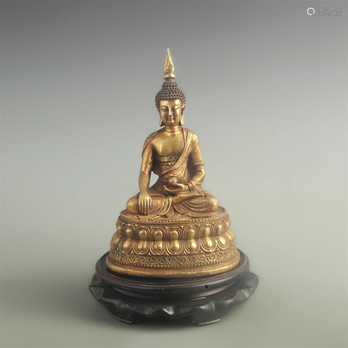 A FINE GILT BRONZE MYANMAR BUDDHA STATUE