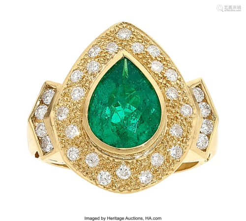 55079: Colombian Emerald, Diamond, Gold Ring Stones:
