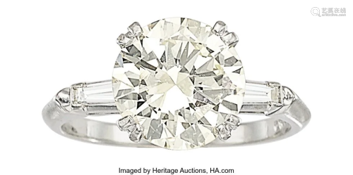 55202: Diamond, Platinum Ring Stones: Round brilliant