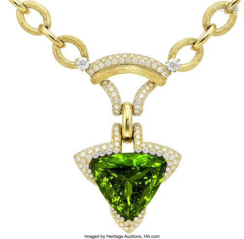 55308: Dunay Diamond, Peridot, Gold Necklace Stones: