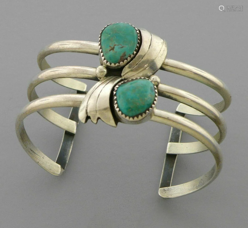 VINTAGE NAVAJO STERLING SILVER TURQUOISE CUFF BANGLE