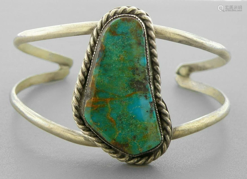 VINTAGE BEAUTIFUL NAVAJO STERLING SILVER TURQUOISE CUFF