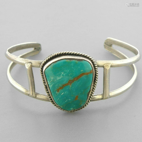 VINTAGE NAVAJO STERLING SILVER ROYSTON TURQUOISE CUFF