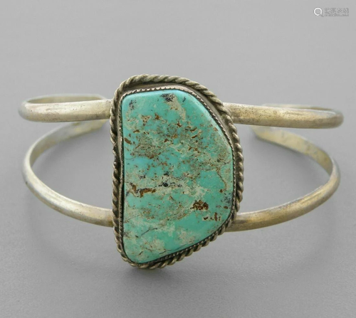 VINTAGE BEAUTIFUL NAVAJO STERLING SILVER TURQUOISE CUFF