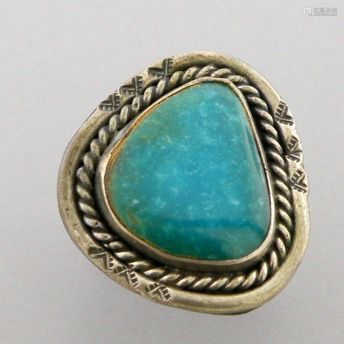 VINTAGE BEAUTIFUL NAVAJO STERLING SILVER GREEN TURQUOISE RIN...