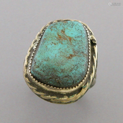 VINTAGE BEAUTIFUL NAVAJO STERLING SILVER TURQUOISE RING