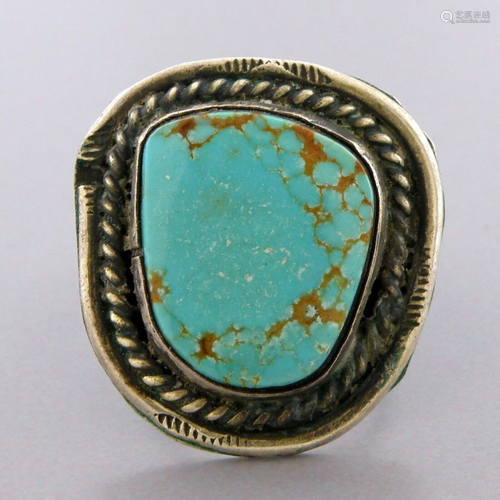 VINTAGE BEAUTIFUL NAVAJO STERLING SILVER TURQUOISE RING