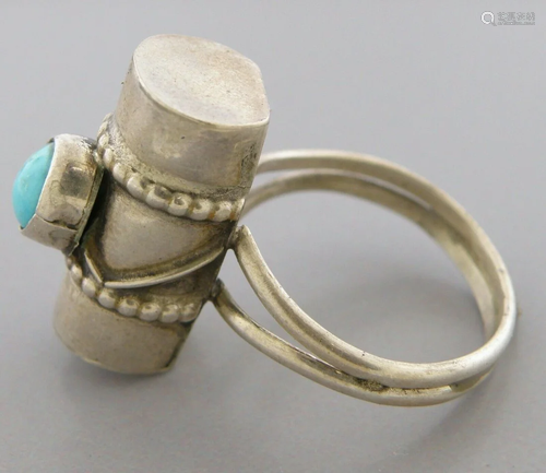 VINTAGE BEAUTIFUL NAVAJO STERLING SILVER TURQUOISE BARREL RI...