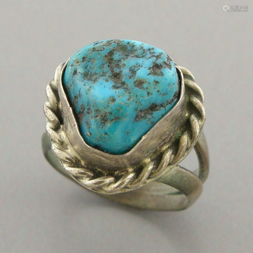 VINTAGE BEAUTIFUL NAVAJO STERLING SILVER NUGGET TURQUOISE RI...