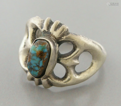 VINTAGE SOUTHWESTERN STERLING SILVER TURQUOISE RING SIZE 7.5