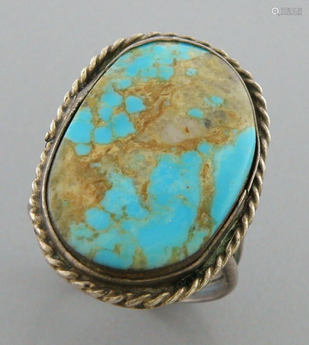 VINTAGE BEAUTIFUL NAVAJO STERLING SILVER TURQUOISE RING