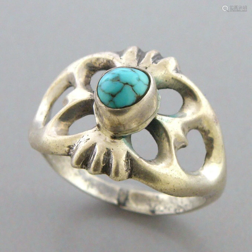 VINTAGE SOUTHWESTERN STERLING SILVER TURQUOISE RING SIZE 9