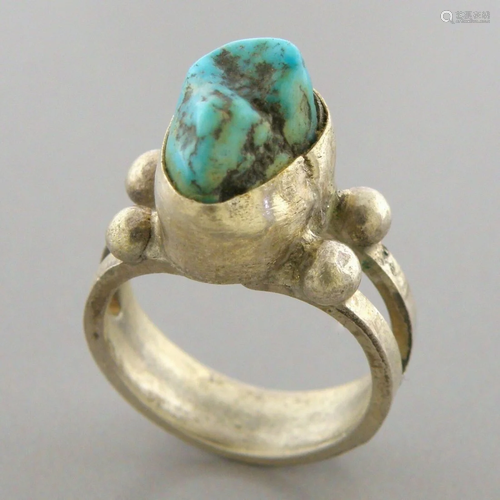 VINTAGE BEAUTIFUL NAVAJO STERLING SILVER NUGGET TURQUOISE RI...