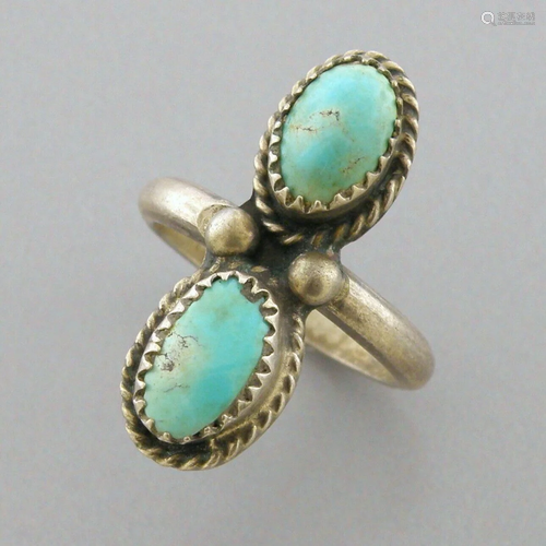 VINTAGE BEAUTIFUL NAVAJO STERLING SILVER LIGHT BLUE TURQUOIS...