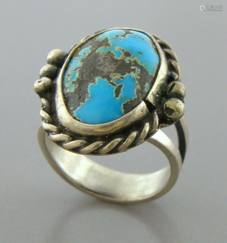 VINTAGE BEAUTIFUL NAVAJO STERLING SILVER TURQUOISE RING SIZE...