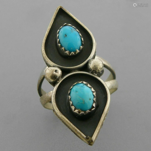 VINTAGE NAVAJO STERLING SILVER TEARDROP TURQUOISE RING