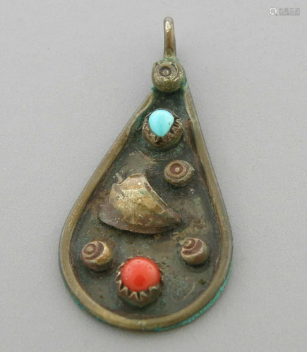 VINTAGE NAVAJO STERLING SILVER TURQUOISE CORAL PENDANT