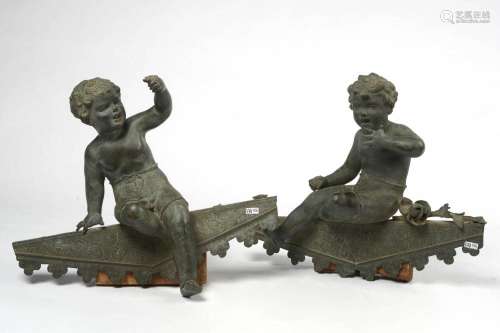 Sculptures Paire d'embrasses en bronze à patine foncée r...