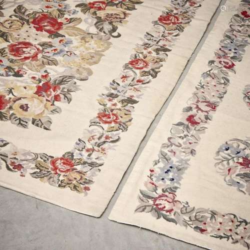 DUE TAPPETI SCENDILETTO XX SECOLO - TWO BEDSIDE CARPETS 20TH...