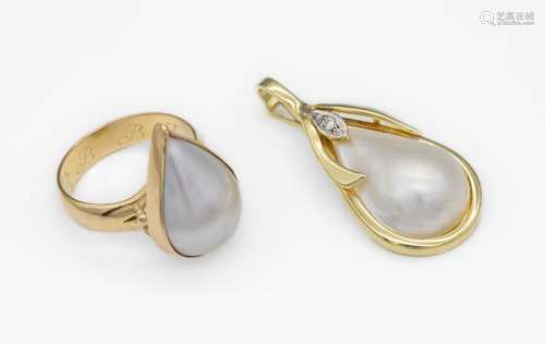 14 kt gold ring and clippendant with mabepearls