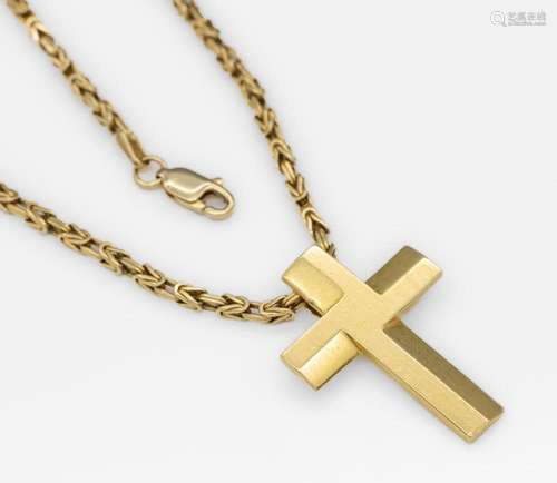 18 kt gold crosspendant with 14 kt gold royal chain