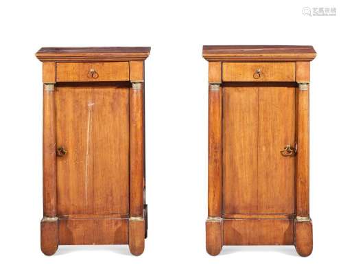 COPPIA DI COMODINI XIX SECOLO - PAIR OF BEDSIDE TABLES 19TH ...