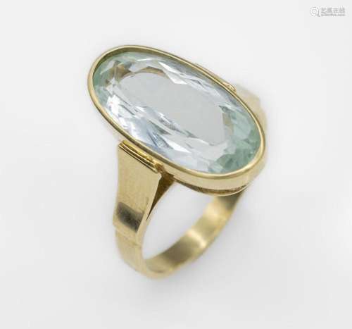 14 kt gold ring with aquamarine