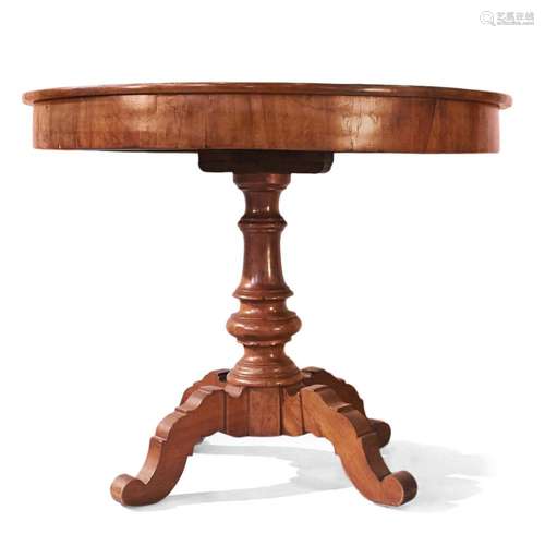 TAVOLO DA CENTRO IN NOCE XIX SECOLO - WALNUT TABLE 19TH CENT...