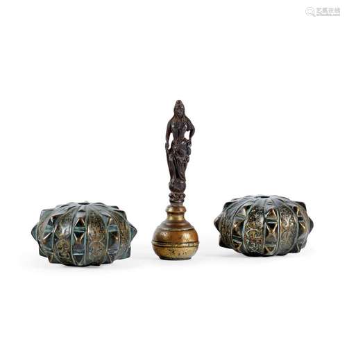 TRE FERMACARTE - THREE PAPERWEIGHTS