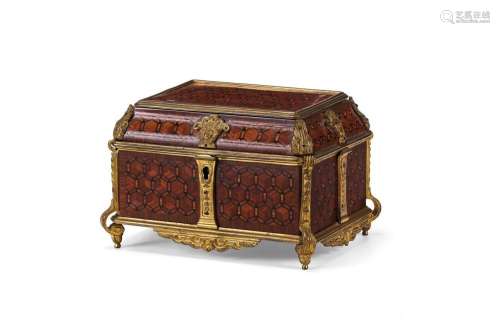 COFANETTO IN LEGNO - WOODEN CASKET