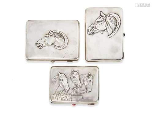 GRUPPO DI TRE TABACCHIERE IN ARGENTO - GROUP OF THREE SILVER...