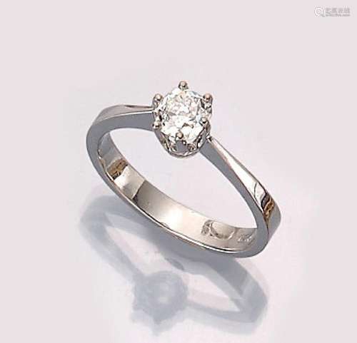 18 kt gold diamond-solitaire-ring