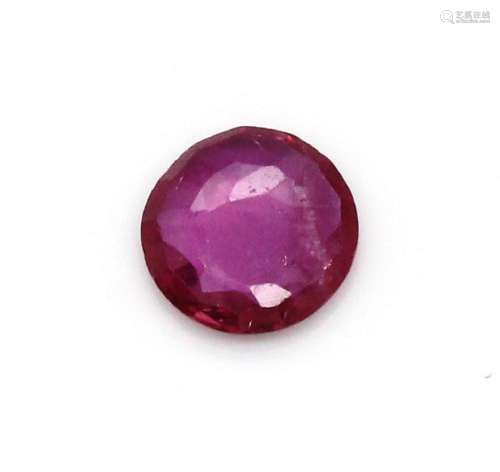 Loose round bevelled ruby
