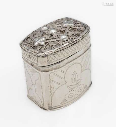 Cover box, Netherlands before 1835, silver 830