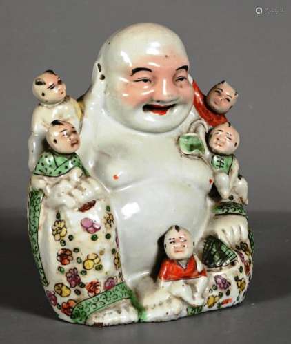 CHINE - Magot en porcelaine