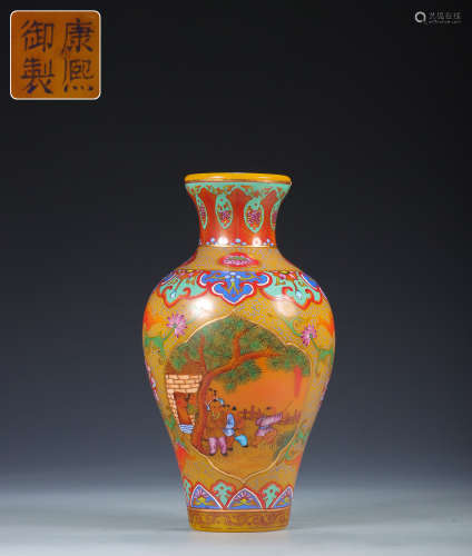 A bottle made by the Emperor Kangxi in the Qing Dynasty for ...