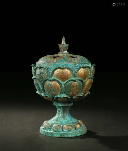 Old Tibetan bronze ware staggered lotus stove