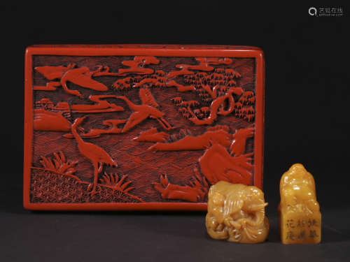 A set of Shoushan Tian Huangshi seal in red box in Qing Dyna...