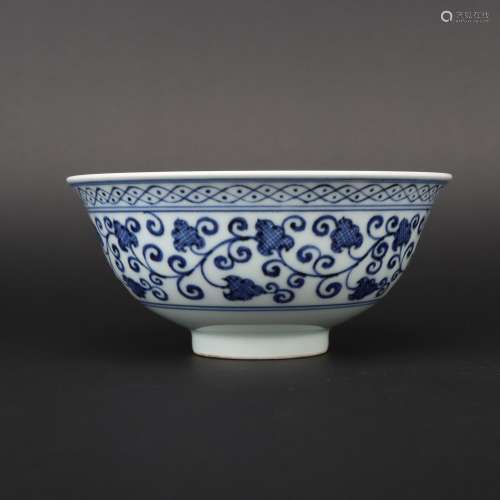 Ming blue and white flower bowl
