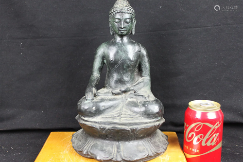 Antique Chinese Bronze Buddha Statue