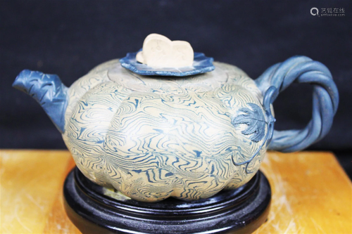 Chinese Yixing Zisha Tea Pot