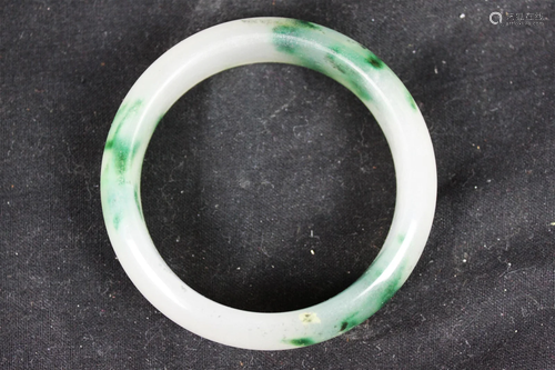 Hand carved chinese Jade bracelet