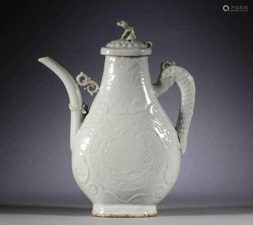 Song Dynasty, white porcelain holding pot