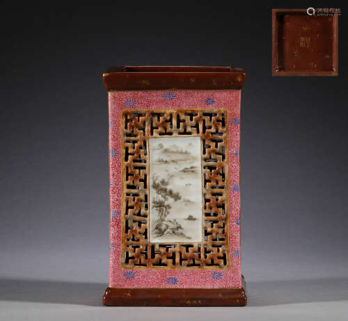 Qing Dynasty, pastel square pen holder